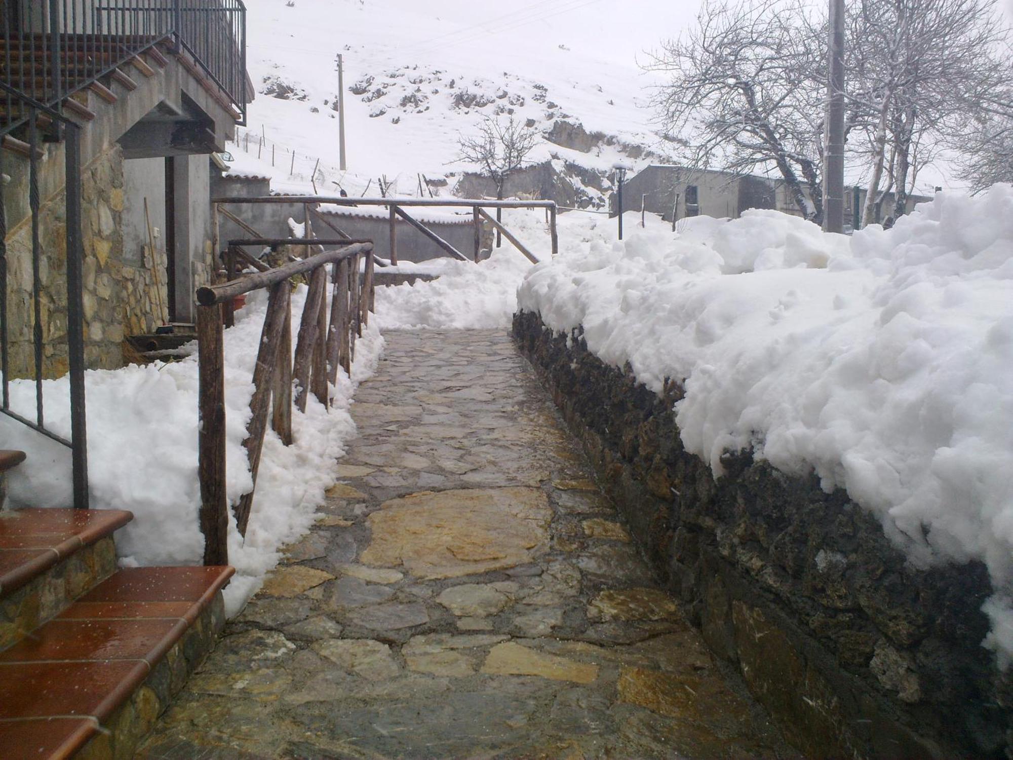 Agriturismo Casa Della Nonna Морманно Экстерьер фото